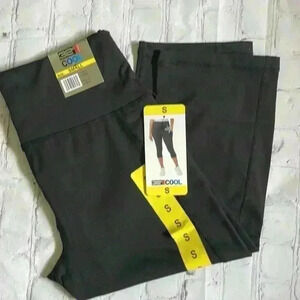 32 Degrees cool black crop leggings NWT